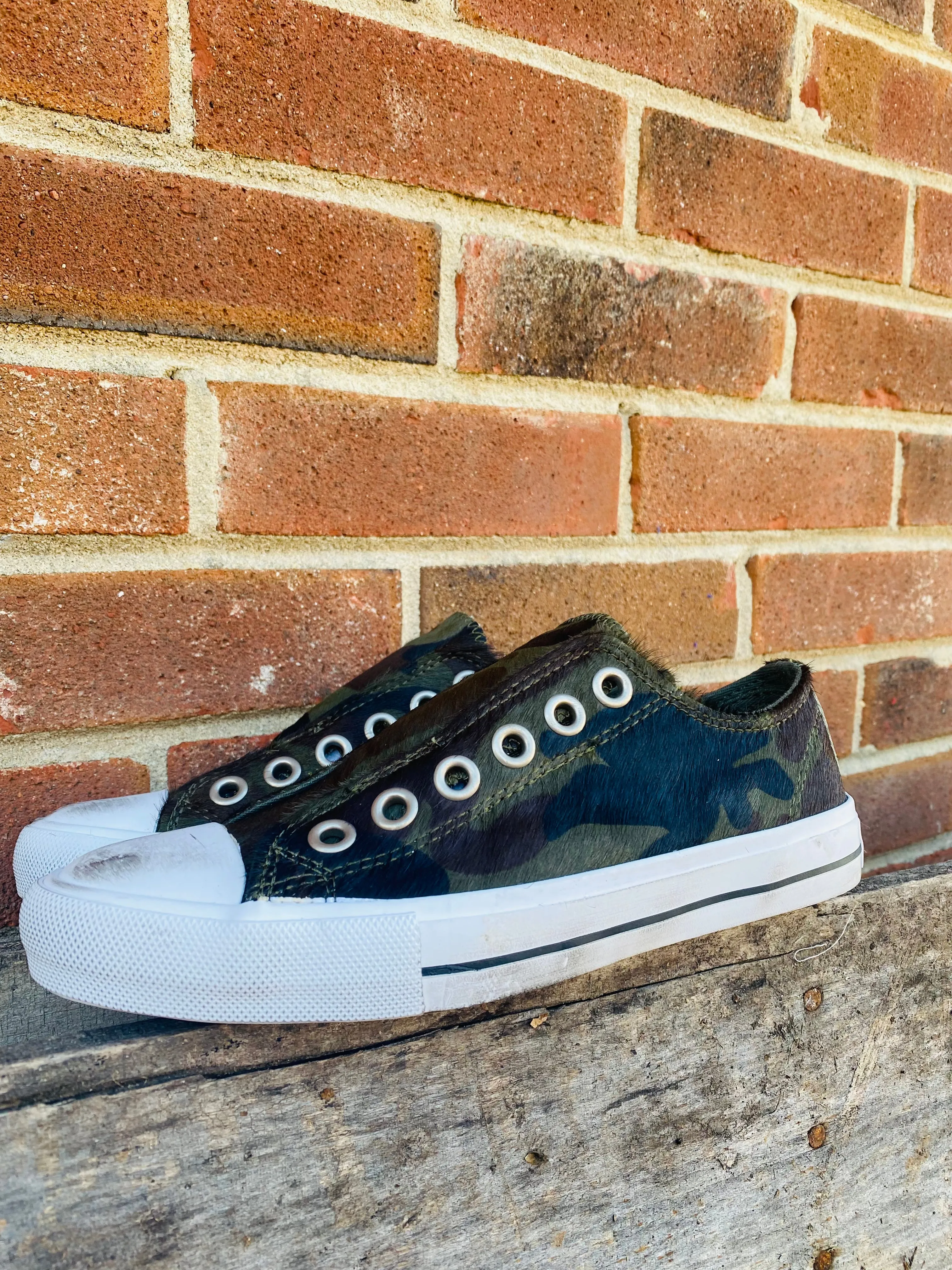 Naughty Monkey Camo Kicks