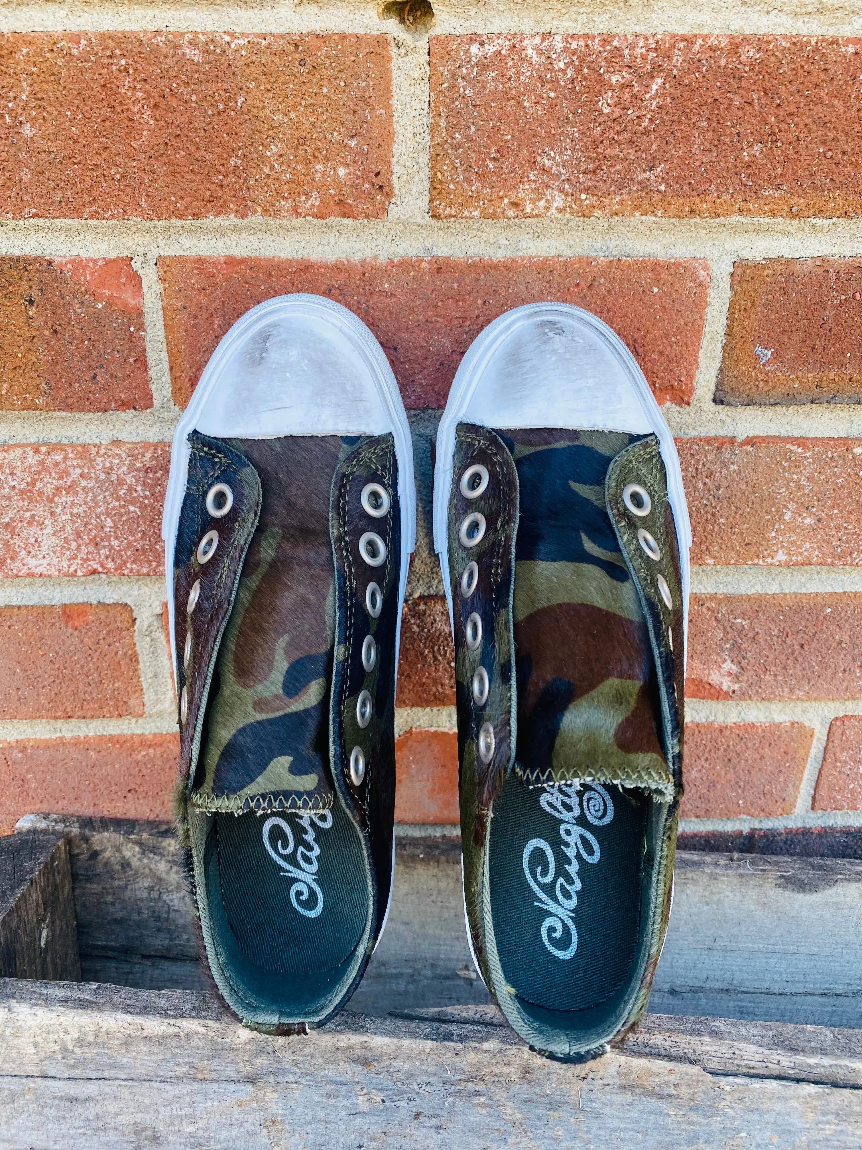 Naughty Monkey Camo Kicks