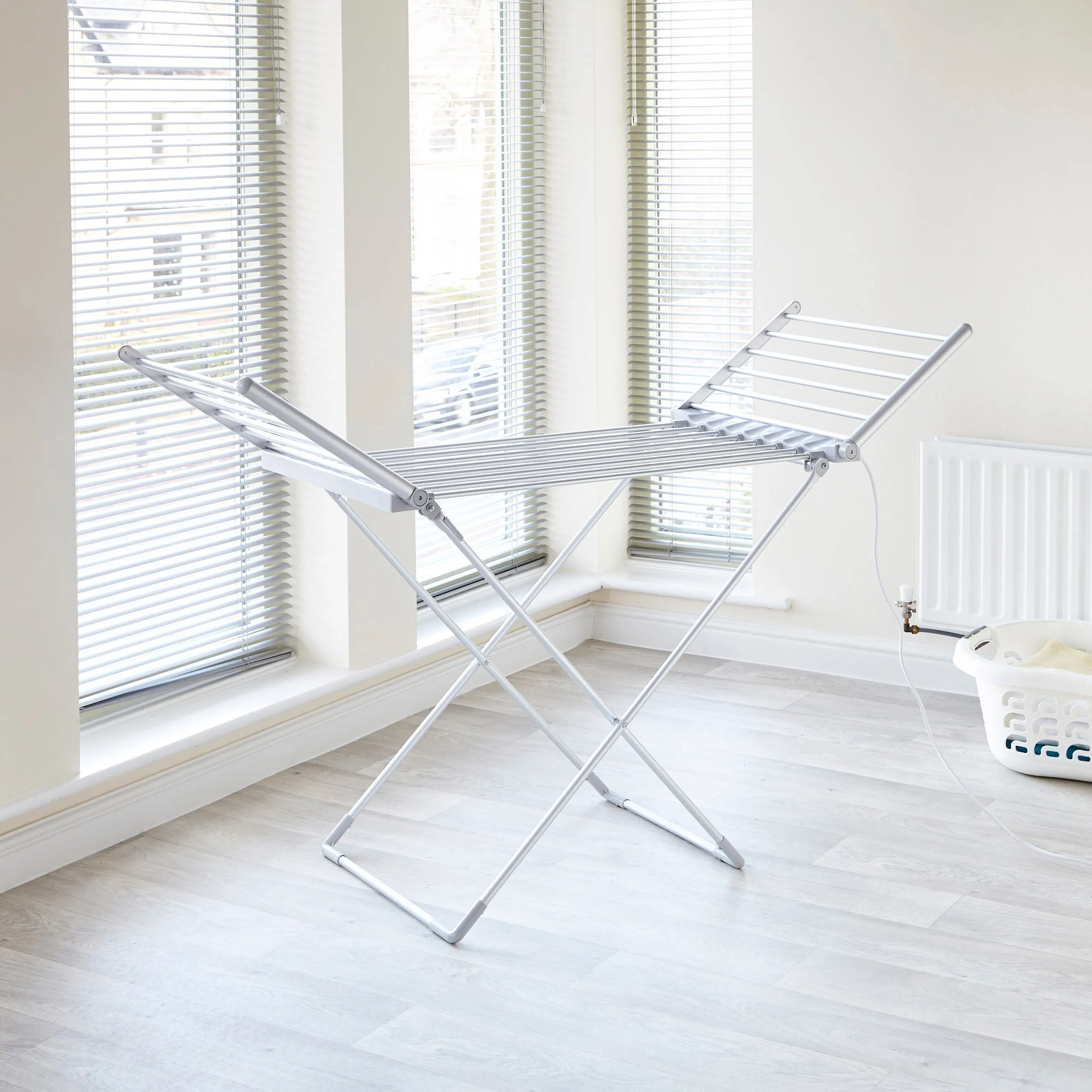 Neo Electric Heated Winged Airer Clothes Dryer Rack